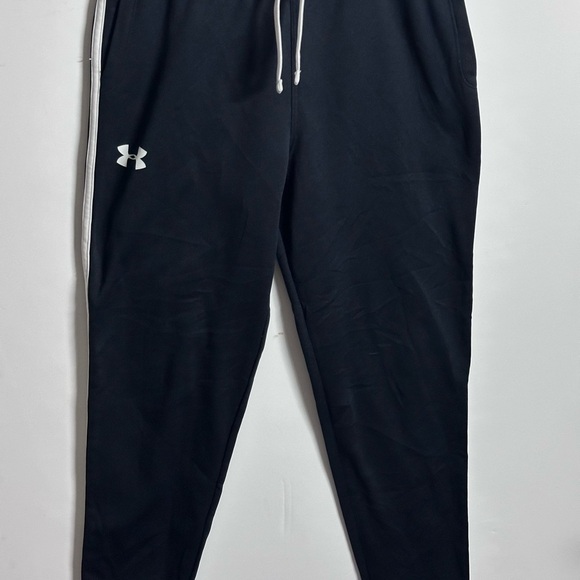 Under Armour Kids Black SweatPants Loose Coldgear size L - Picture 3 of 7